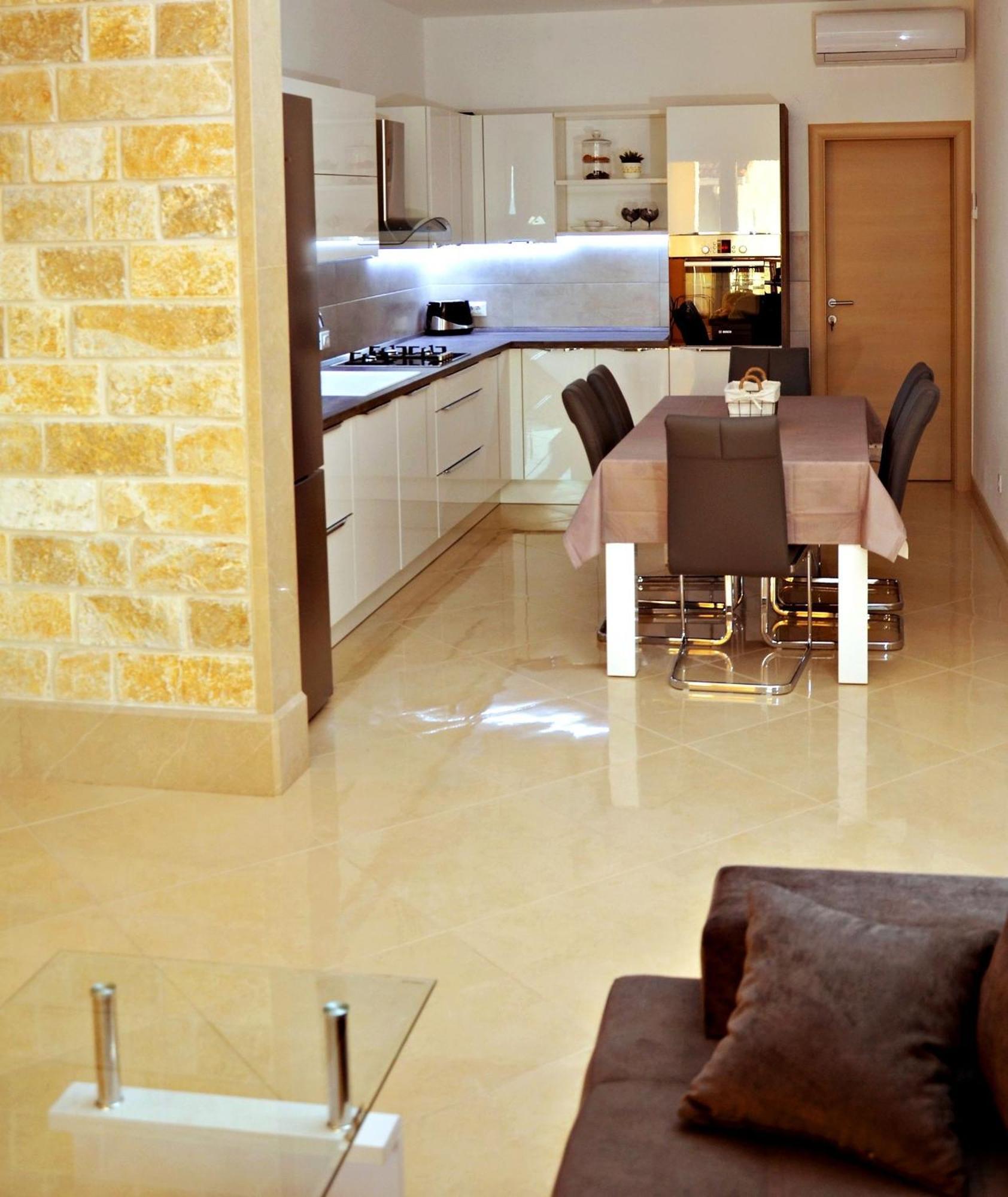 Apartment Luna Постіра Екстер'єр фото