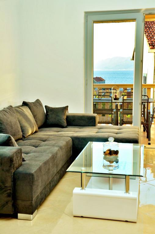 Apartment Luna Постіра Екстер'єр фото